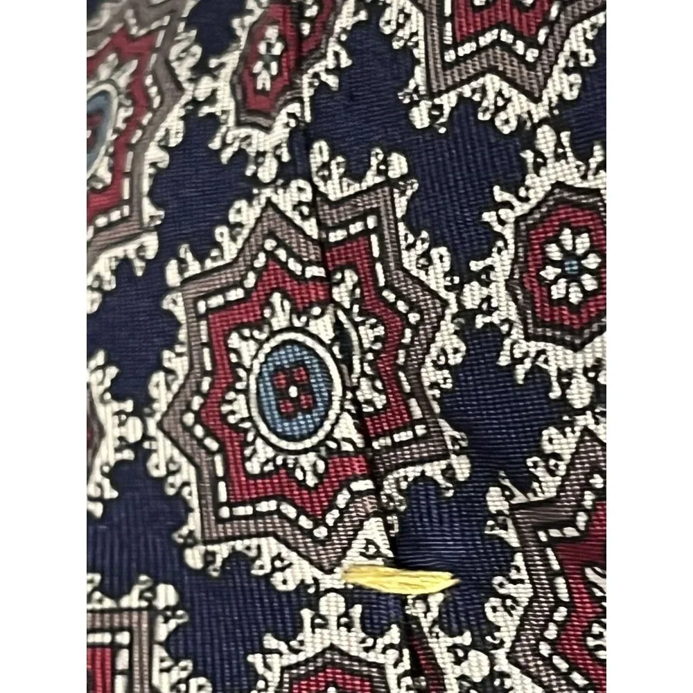 Oscar De La Renta Couture 100% Silk Red Blue Brown & White Geometric Men's Tie - Picture 7 of 10